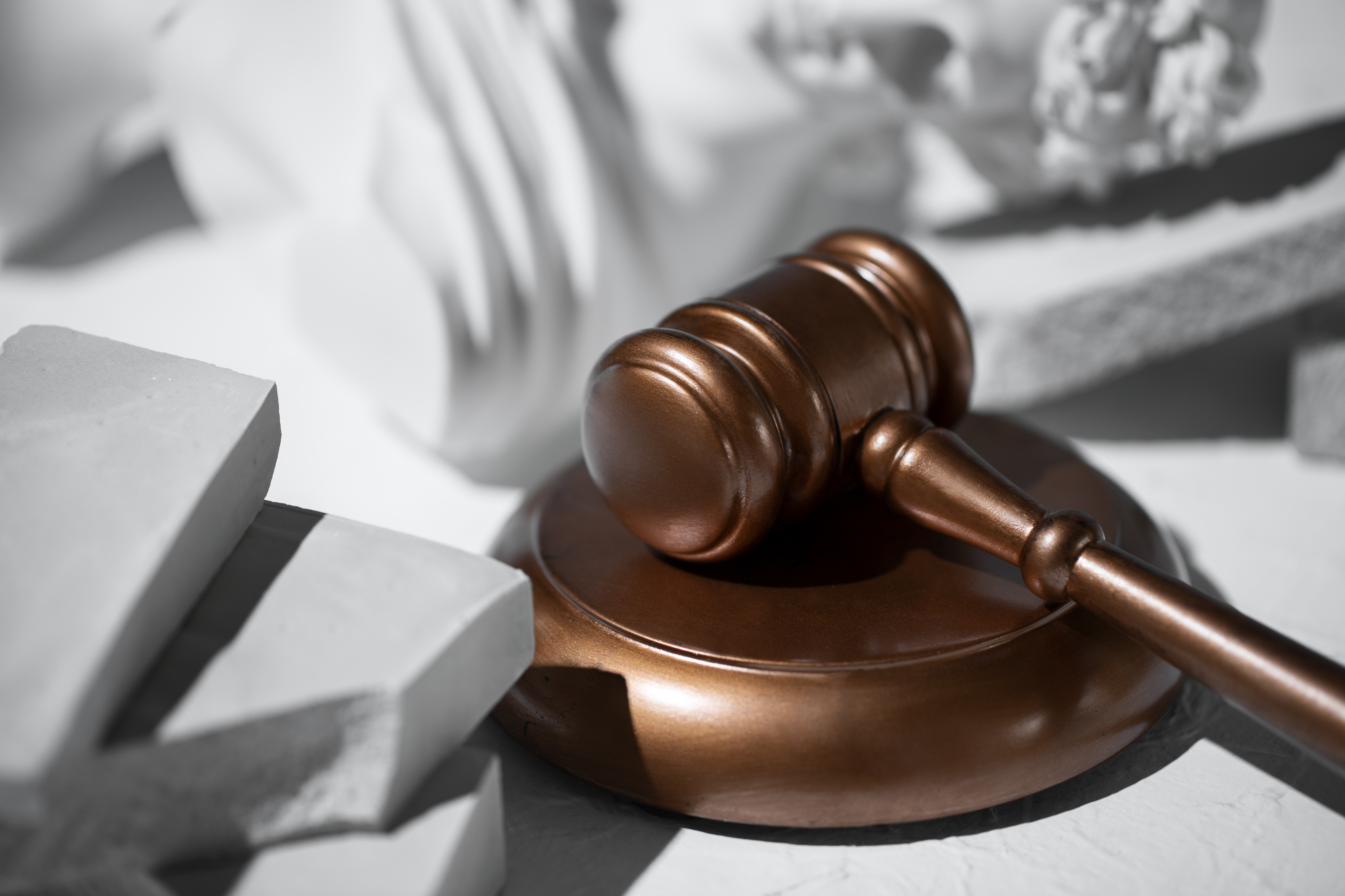 Генпрокуратура РФ требует вернуть государству старейшее издательство страны
