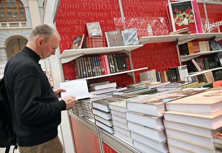 Книжный рынок делает упреждающий ход и ставит маркировку даже на классику